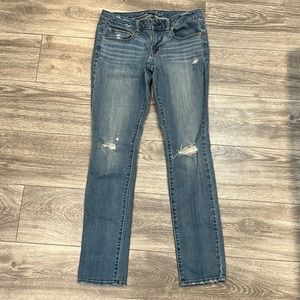 American Eagle Stretch Skinny Ripped Jeans size 8